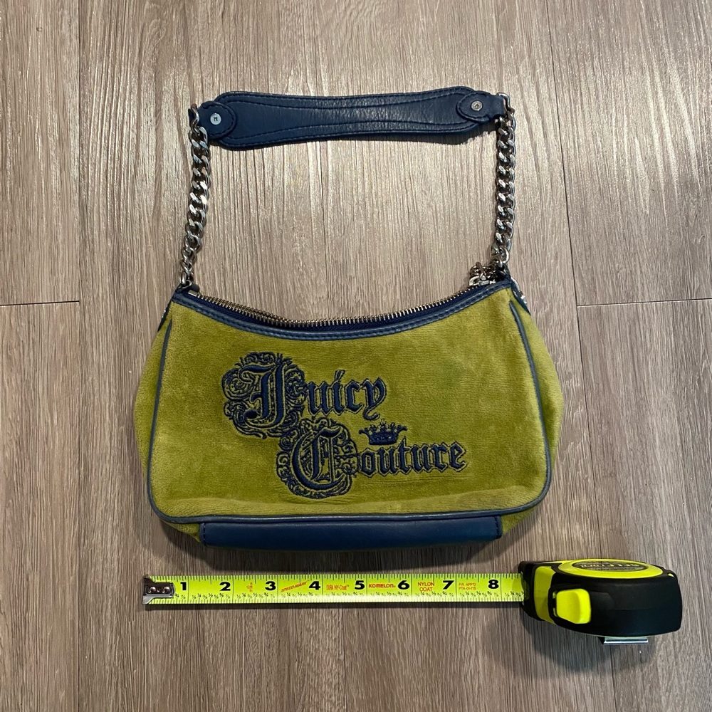 Green juicy couture shoulder bag.